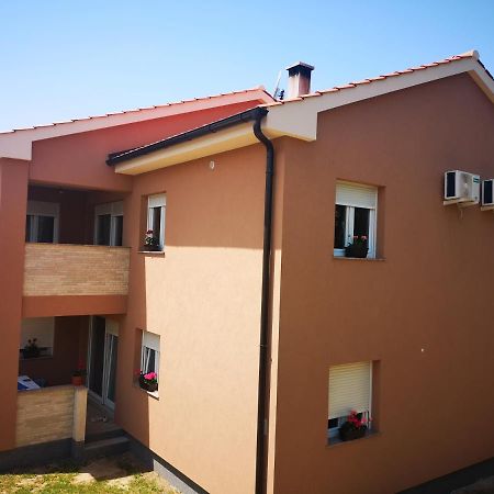 Apartmani Manda Omišalj Zewnętrze zdjęcie